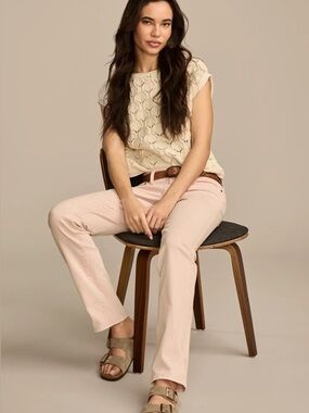 Lucky Brand mid-rise Sweet Straight jeans in color Got Me Blushin